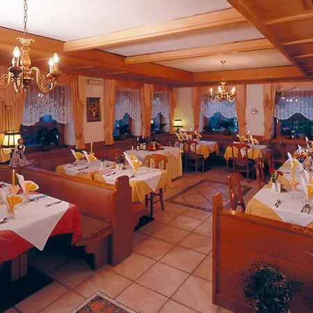 Hotel Rainegg-2